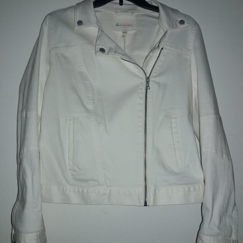 white jean Jacket - Picture 2 of 7
